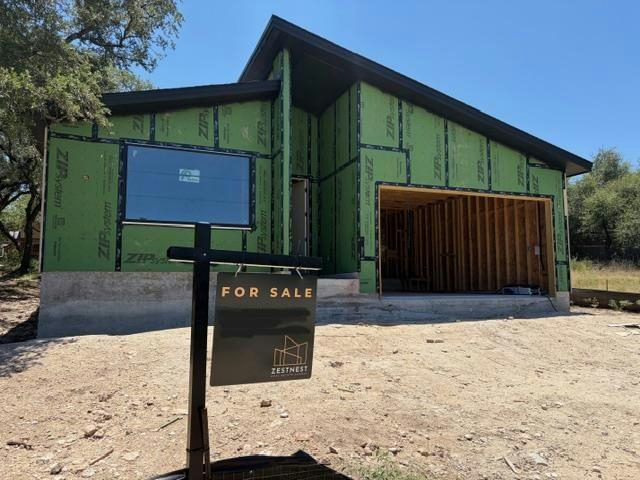 2807 American Dr — exterior