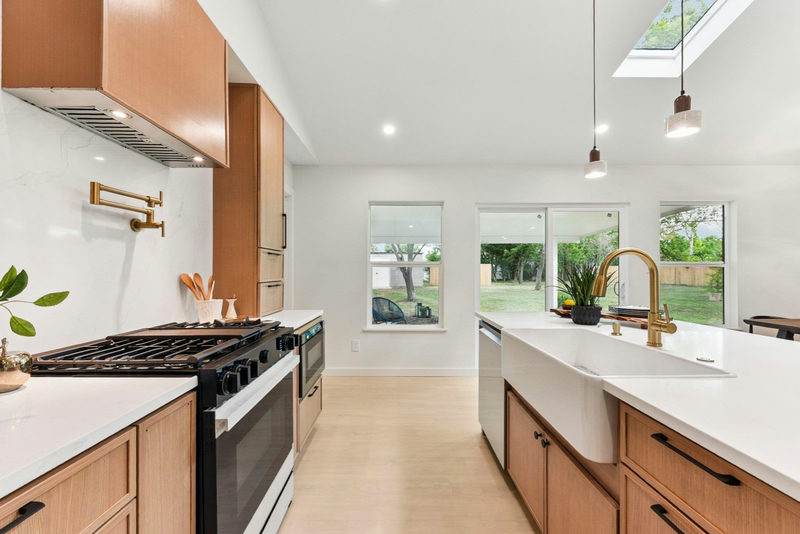 7503 Carriage Dr — exterior