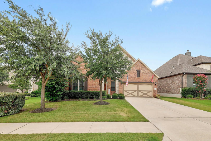 812 Anahuac Dr — exterior