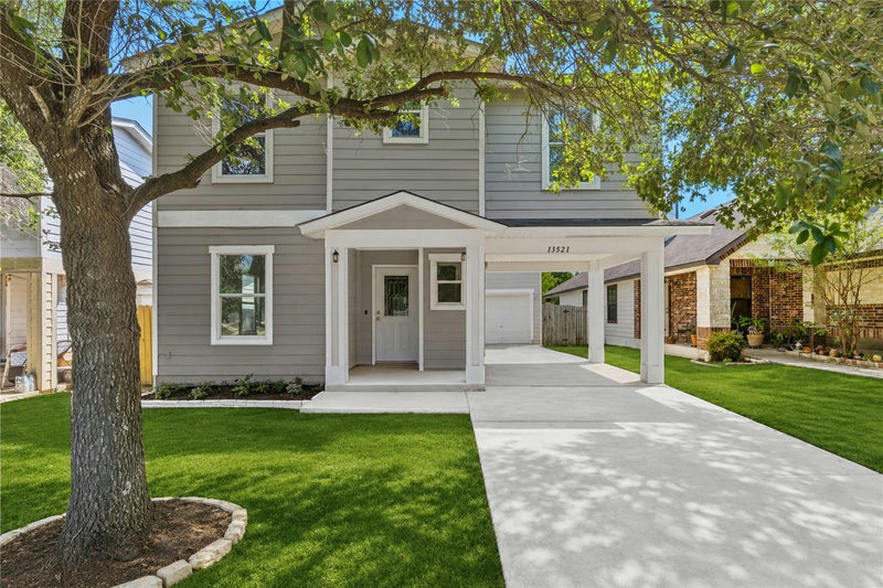13521 Sea Biscuit Dr — exterior