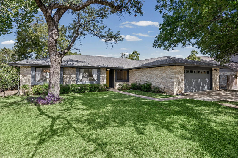 10512 Timbercrest Ln — exterior