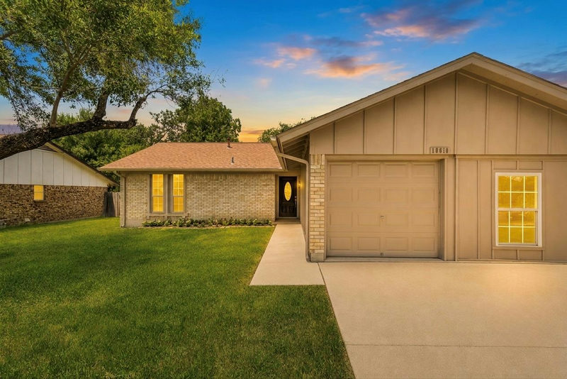 10610 Berthound Dr — exterior