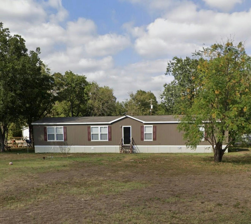 3415 River Rd — exterior