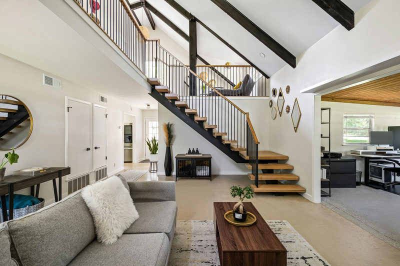 610 Redbud Trl — exterior