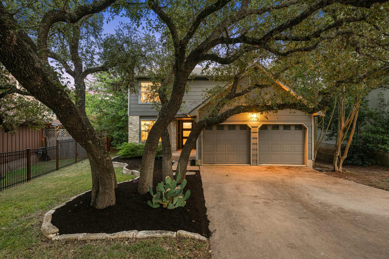 7819 Palacios Dr — exterior