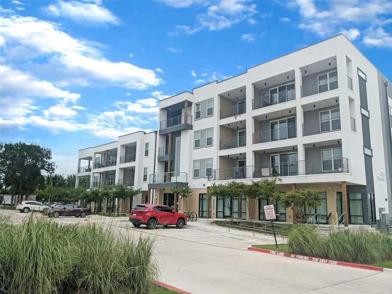 4801 Springdale Rd #2309 — exterior