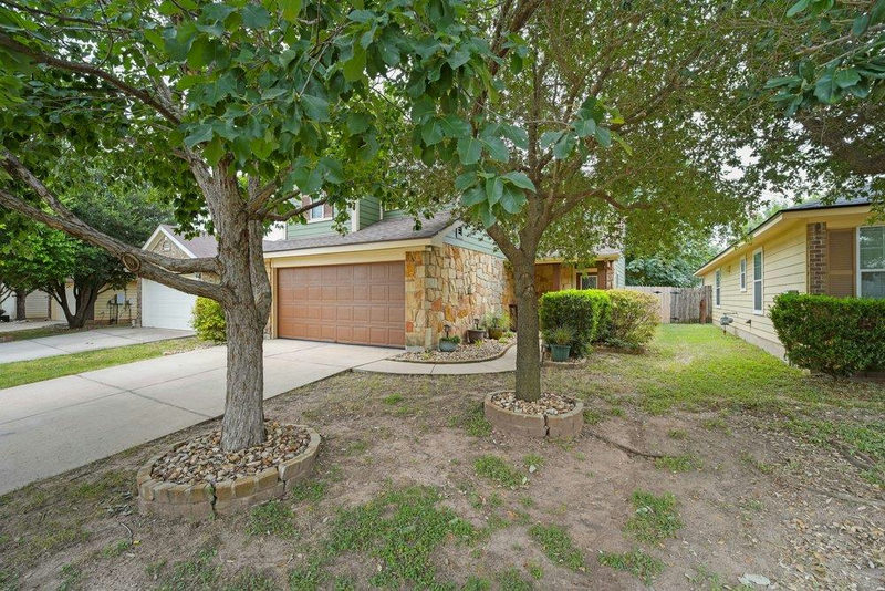 11917 Aitne Ln — exterior