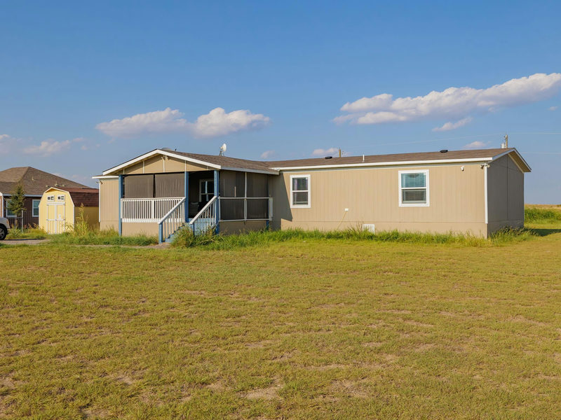2877 County Road 463 Rd — exterior