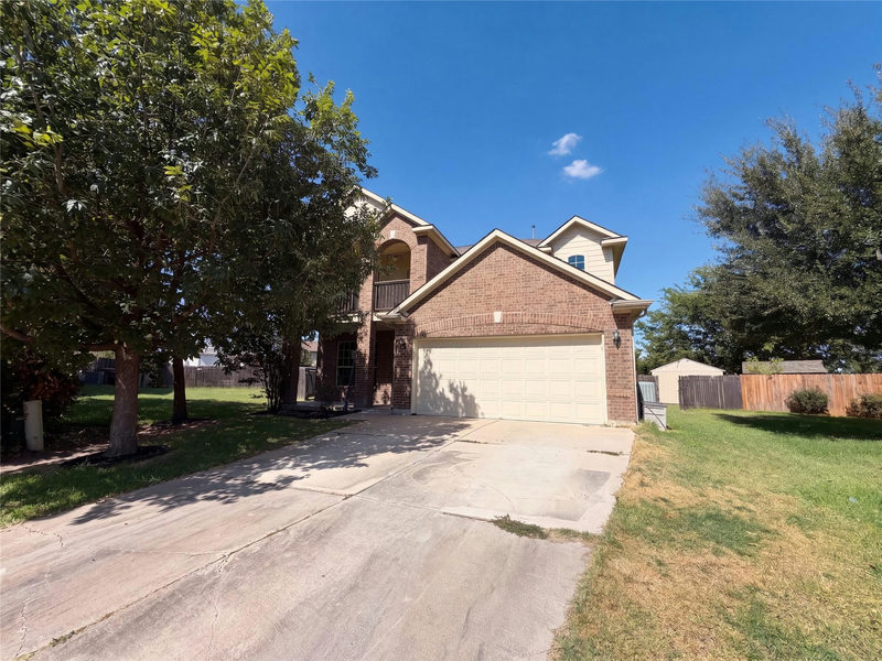 234 Wells Bnd — exterior