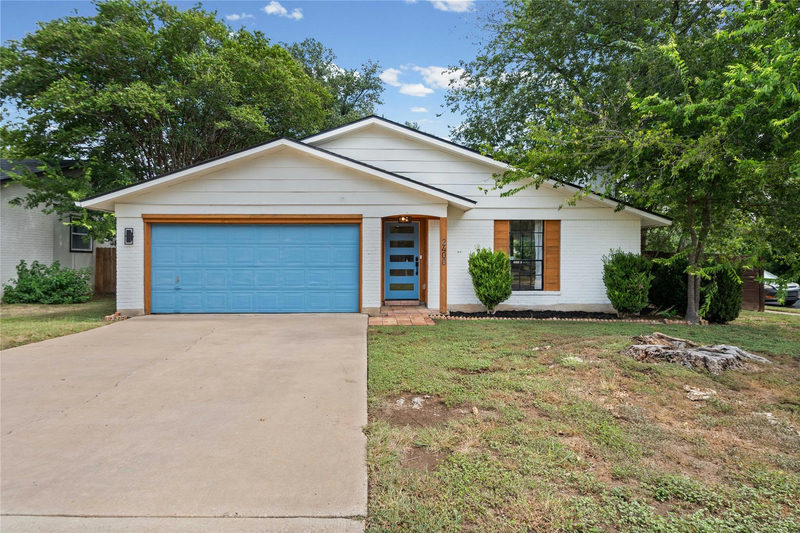 2400 Broken Oak Dr — exterior