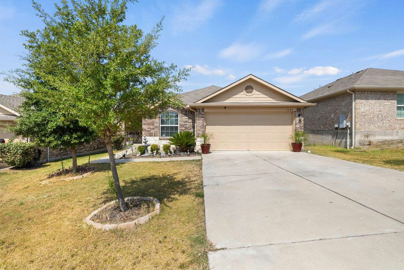 5920 Montrelia Dr — exterior