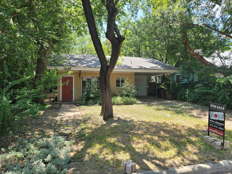 1807 W 38th St — exterior