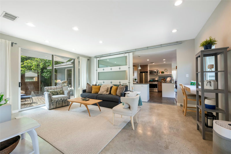 1404 Justin Ln #1 — exterior