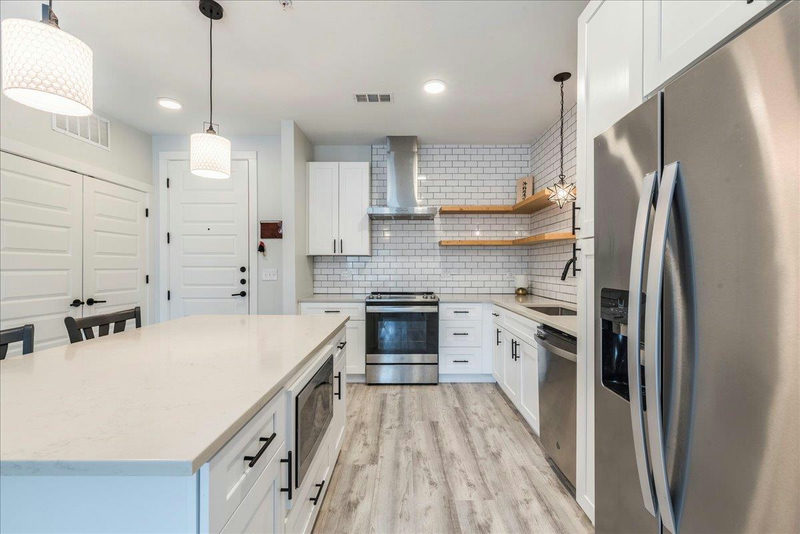 3101 Govalle Ave #220 — exterior