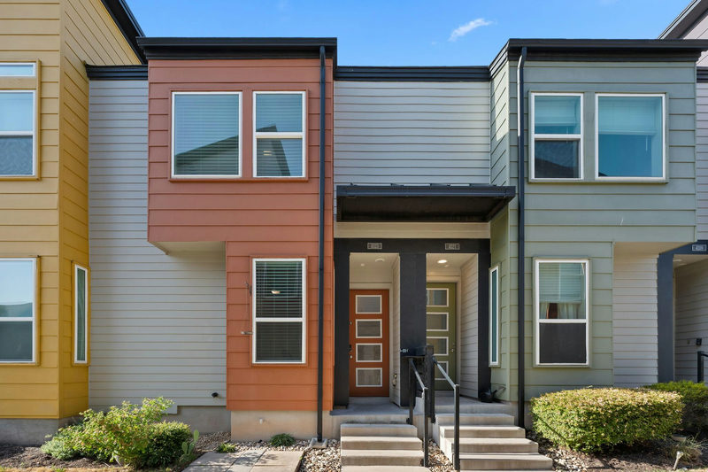 4323 Stromquist St — exterior