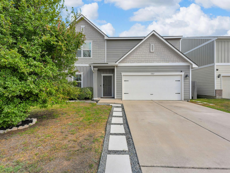 13817 Mark Christopher Way — exterior