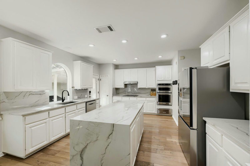 6426 Ira Ingram Dr — exterior