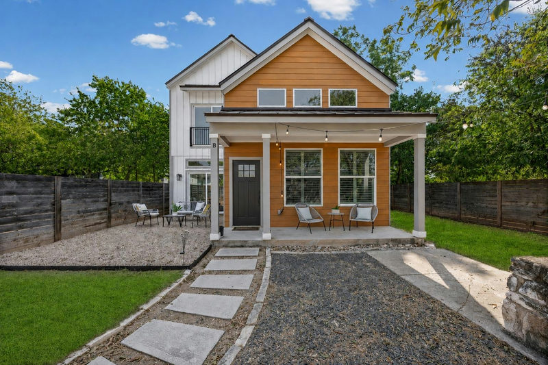 1609 Deloney St #B — exterior