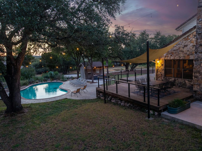 14900 Crosscreek Dr — exterior