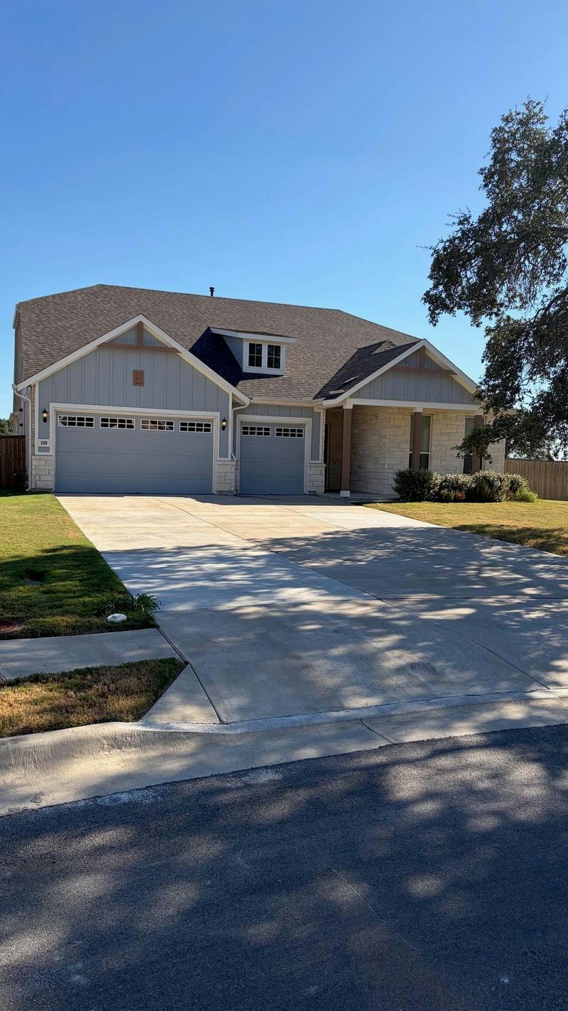 209 Tumbling Creek Run — exterior