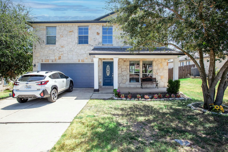 206 Killian Loop — exterior