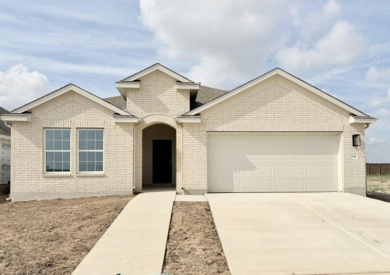 136 Bouldin Acres Pass — exterior