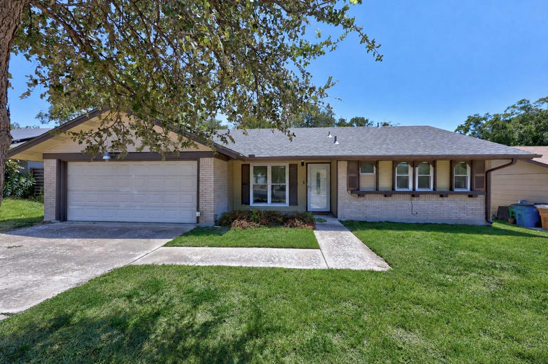 9713 Dallum Dr — exterior