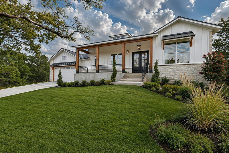 1321 Prospect Cir — exterior