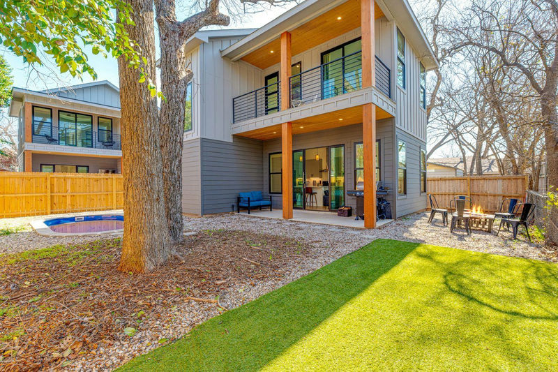 910 Tillery St #A & B — exterior