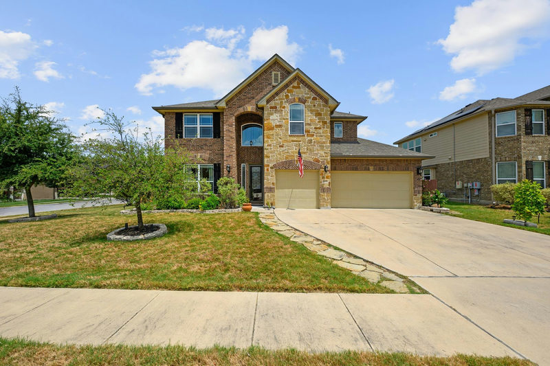 4100 Godwit Dr — exterior