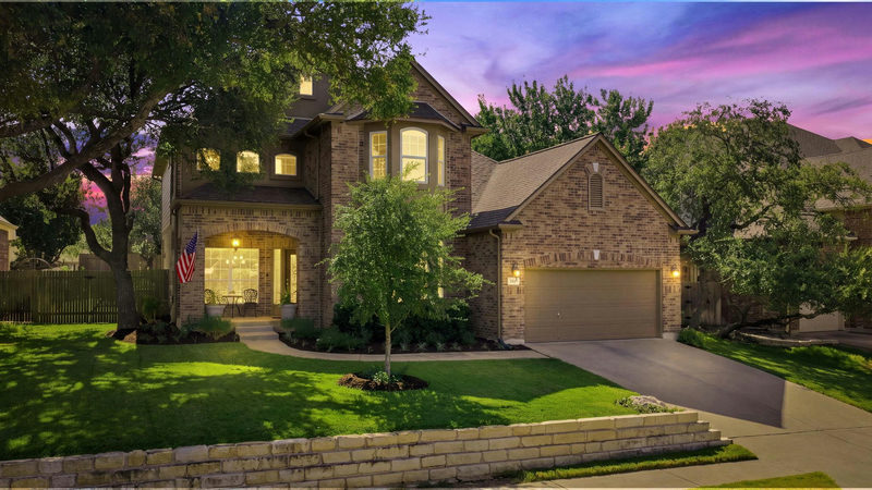 2811 Zambia Dr — exterior