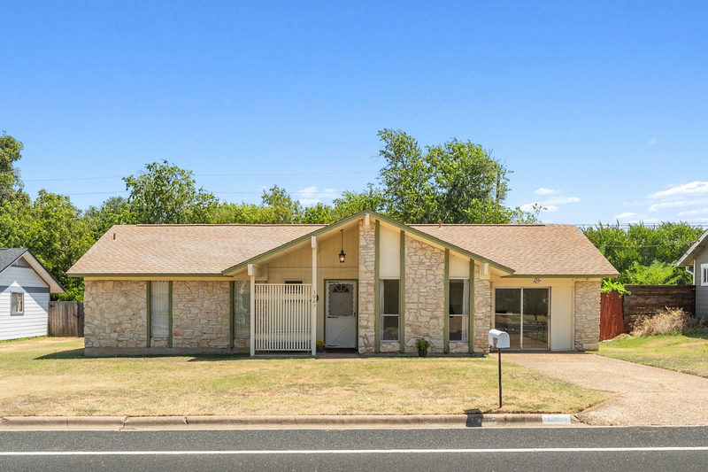 3007 Great Valley Dr — exterior