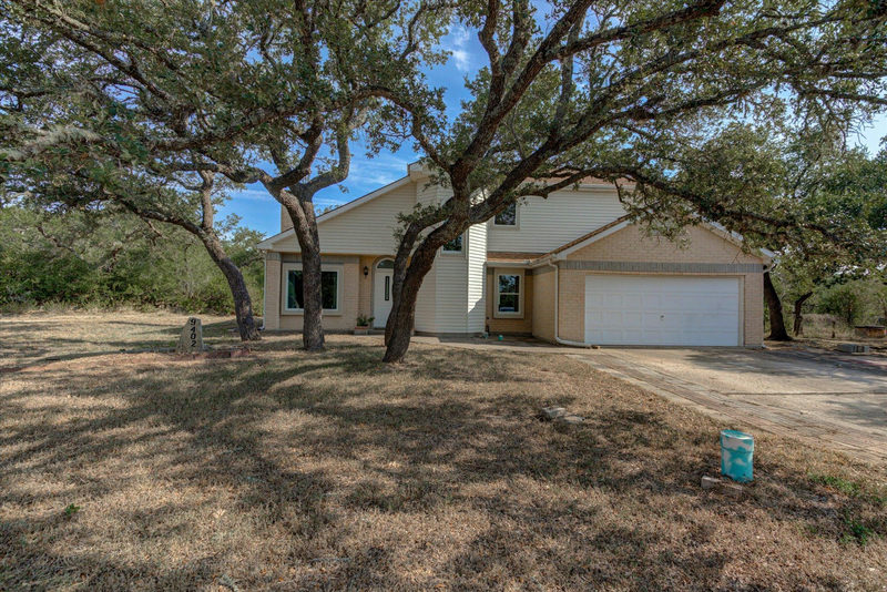 9402 Claxton Dr — exterior