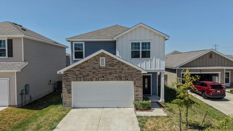 205 Waterbuck Loop — exterior