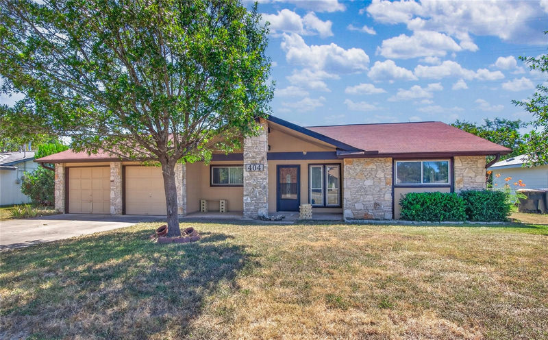 404 E Central Dr — exterior