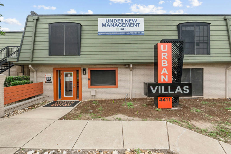 4411 Airport Blvd #119 — exterior