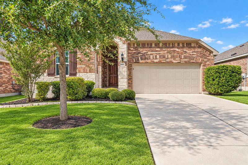 6800 Catania Loop — exterior
