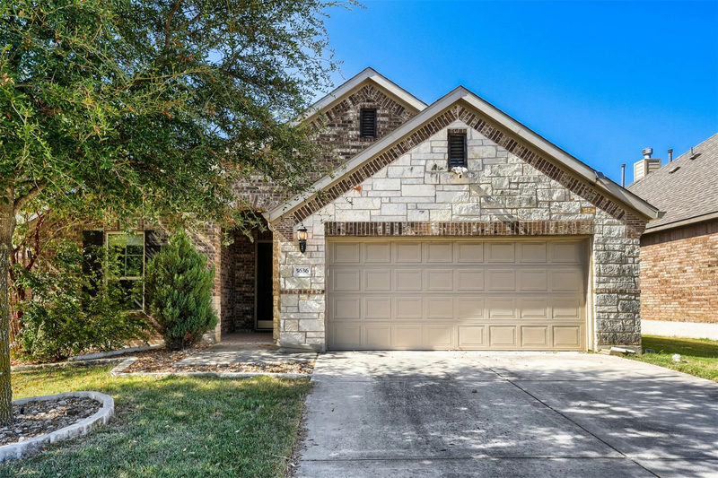 5636 Corsica Loop — exterior