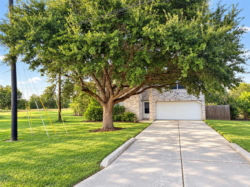 3085 Crestmont Ln — exterior