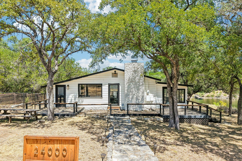 24000 Bluebird Ln — exterior