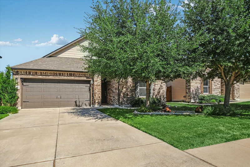 13820 Lyndon B Johnson St — exterior