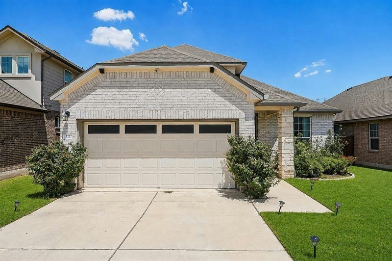 313 Peace Pipe Way — exterior
