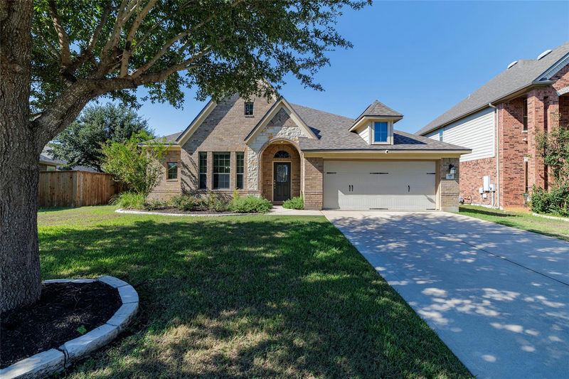 348 Lake Livingston Dr — exterior