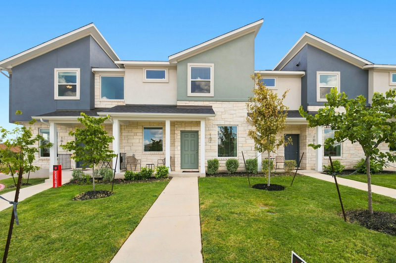 500 Municipal Dr #102 — exterior