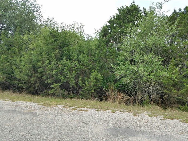 21705 Oxford Dr — exterior
