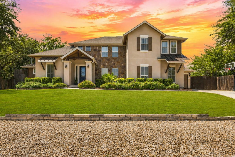 1010 Canyon Edge Dr — exterior
