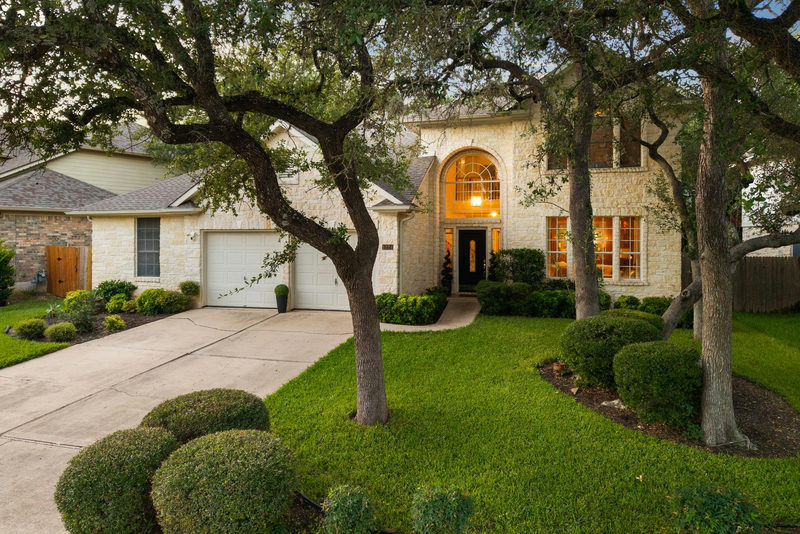 1224 Fall Creek Loop — exterior