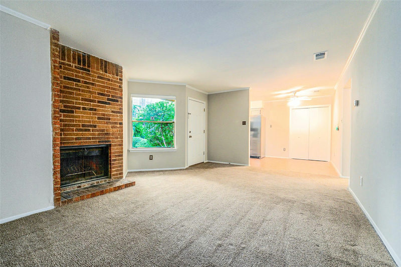 5608 Cougar Dr #118 — exterior