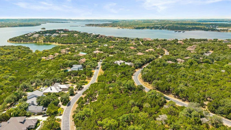 17609 Regatta View Dr — exterior