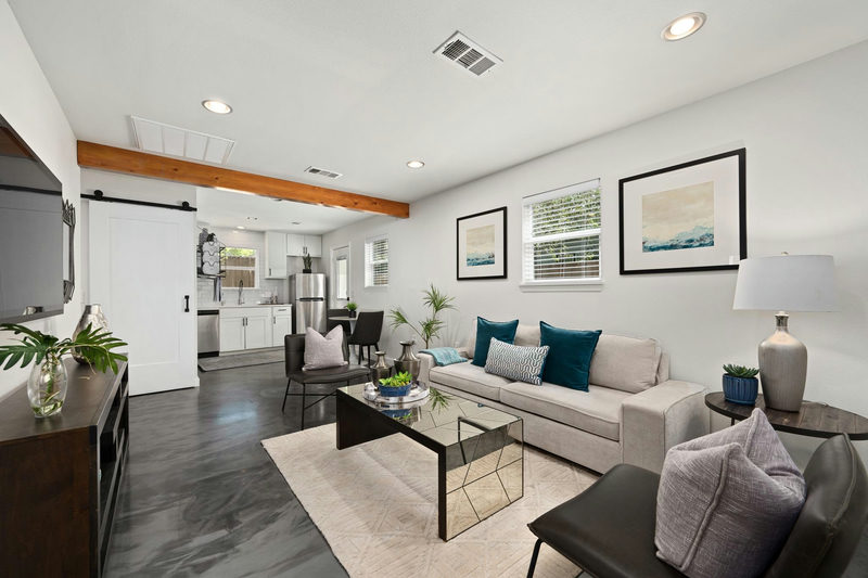 1406 Brentwood St #2 — exterior